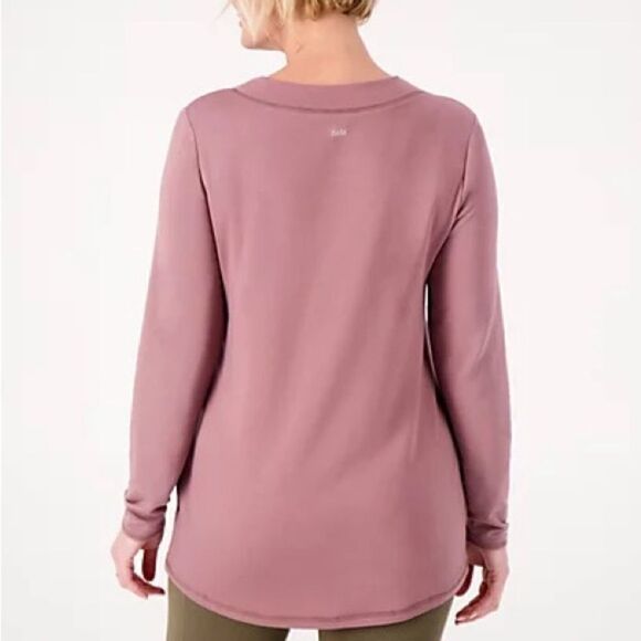 zuda Z-Knit V-Neck Pocket Pullover - Picture 2 of 6